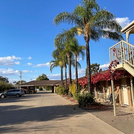 Darling Junction Motor Inn Wentworth Exterior foto